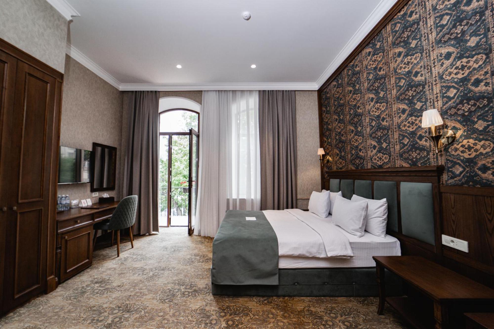 Midway Baku Hotel Exterior foto
